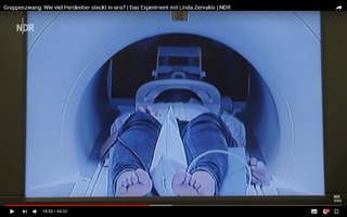 Linda Zervakis feet photo 7