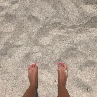 Linda Zimany feet photo 1