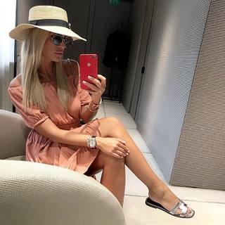 Linda Zimany feet photo 12