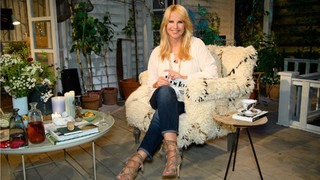 Linda de Mol feet photo 3
