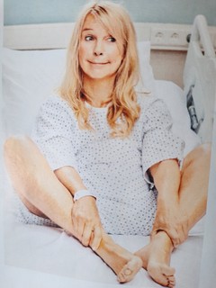 Linda de Mol feet photo 2