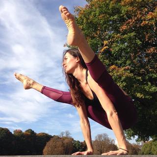 Lindell Nuyttens feet photo thumbnail