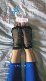 Lindell Nuyttens feet photo thumbnail