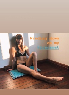 Lindell Nuyttens feet photo thumbnail