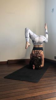 Lindell Nuyttens feet photo thumbnail