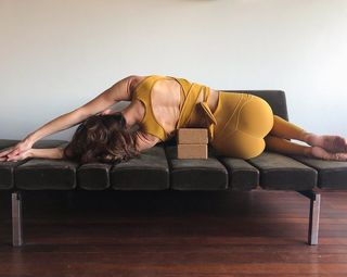 Lindell Nuyttens feet photo thumbnail