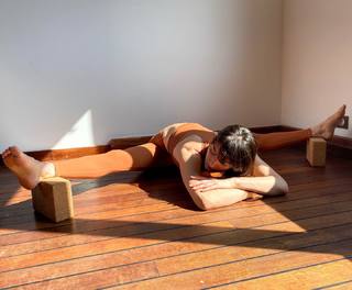 Lindell Nuyttens feet photo thumbnail