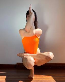 Lindell Nuyttens feet photo thumbnail