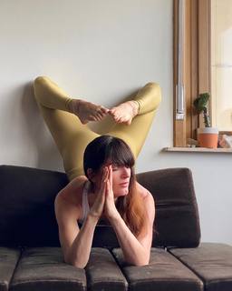 Lindell Nuyttens feet photo thumbnail