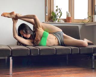 Lindell Nuyttens feet photo thumbnail