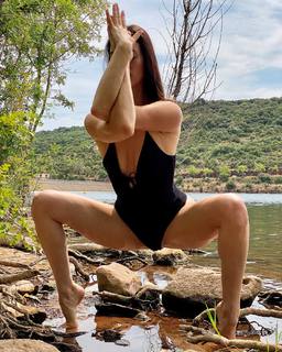 Lindell Nuyttens feet photo thumbnail