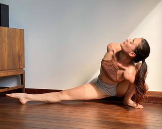 Lindell Nuyttens feet photo thumbnail