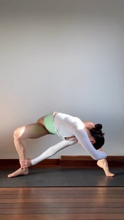 Lindell Nuyttens feet photo thumbnail