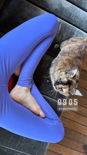 Lindell Nuyttens feet photo thumbnail