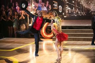 Lindsay Arnold feet photo 9