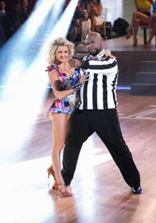 Lindsay Arnold feet photo 20