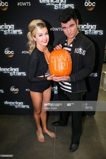 Lindsay Arnold feet photo 1