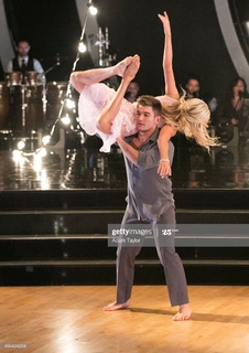 Lindsay Arnold feet photo 20