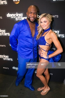 Lindsay Arnold feet photo 8