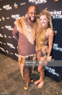 Lindsay Arnold feet photo 5