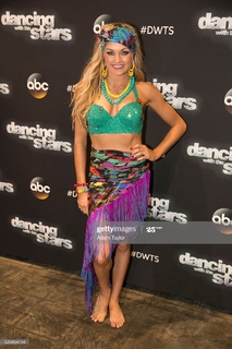 Lindsay Arnold feet photo 19