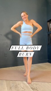 Lindsay Arnold feet photo 8