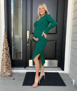 Lindsay Arnold feet photo 15