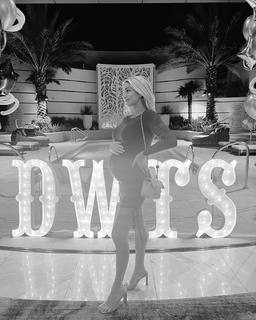 Lindsay Arnold feet photo 8