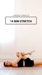 Lindsay Arnold feet photo 8
