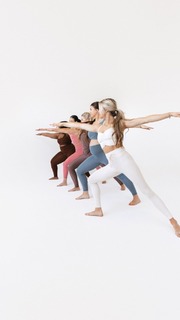Lindsay Arnold feet photo 4