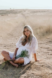 Lindsay Arnold feet photo 19