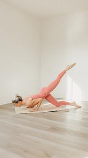 Lindsay Arnold feet photo 14
