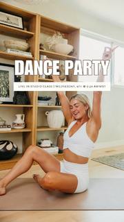 Lindsay Arnold feet photo 9