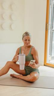Lindsay Arnold feet photo 5