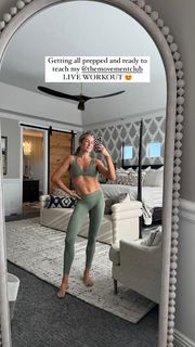 Lindsay Arnold feet photo 17