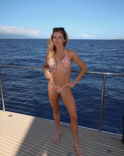 Lindsay Arnold feet photo 4