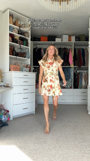Lindsay Arnold feet photo 8