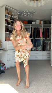 Lindsay Arnold feet photo 4