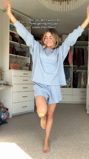 Lindsay Arnold feet photo 14