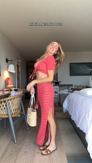 Lindsay Arnold feet photo 6