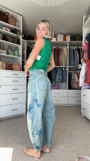 Lindsay Arnold feet photo 6