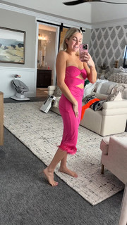 Lindsay Arnold feet photo 13