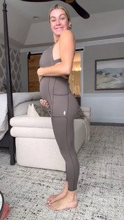 Lindsay Arnold feet photo 3