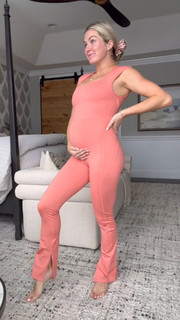 Lindsay Arnold feet photo 1