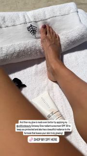 Lindsay Arnold feet photo 18