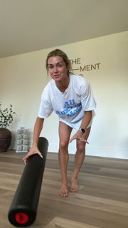 Lindsay Arnold feet photo 12