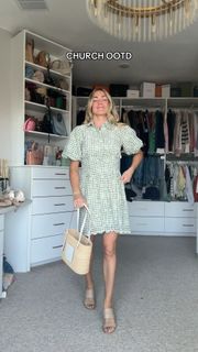 Lindsay Arnold feet photo 1