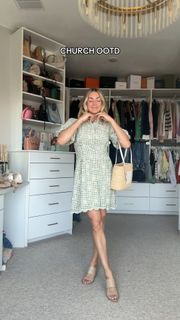 Lindsay Arnold feet photo 20