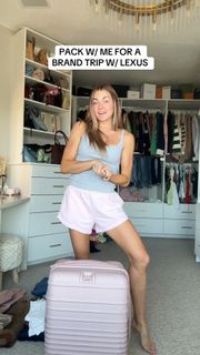 Lindsay Arnold feet photo 2