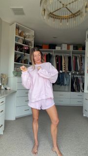 Lindsay Arnold feet photo 3